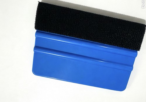 Vinyl application squeegee - application,